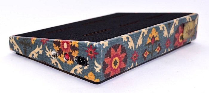 pedal board flower design