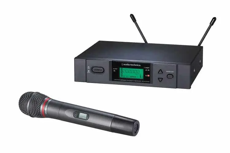 What makes the ATW-R3100 great is its ability to automatically switch from one frequency to another.