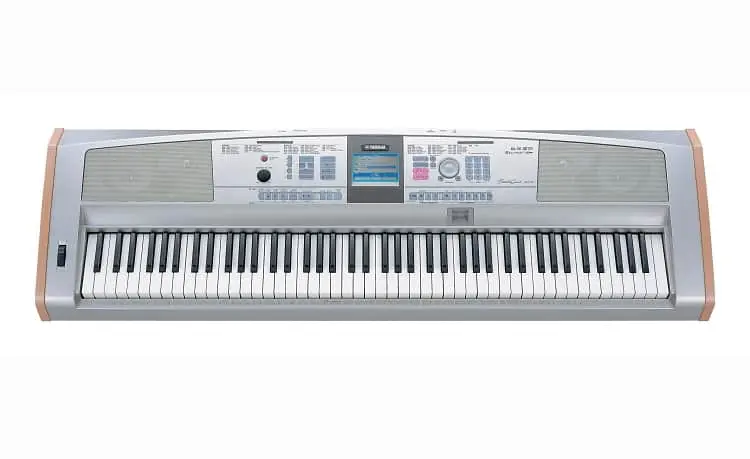 Yamaha definitely hit the nail on the head when they decided to make the DGX 505 attractive to piano players