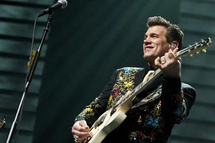 chris isaak playing wicked game