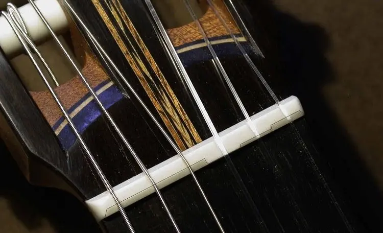 guitar-nut-width-the-real-importance-of-the-guitar-neck